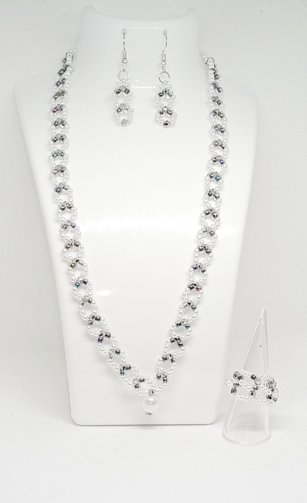 New Collier