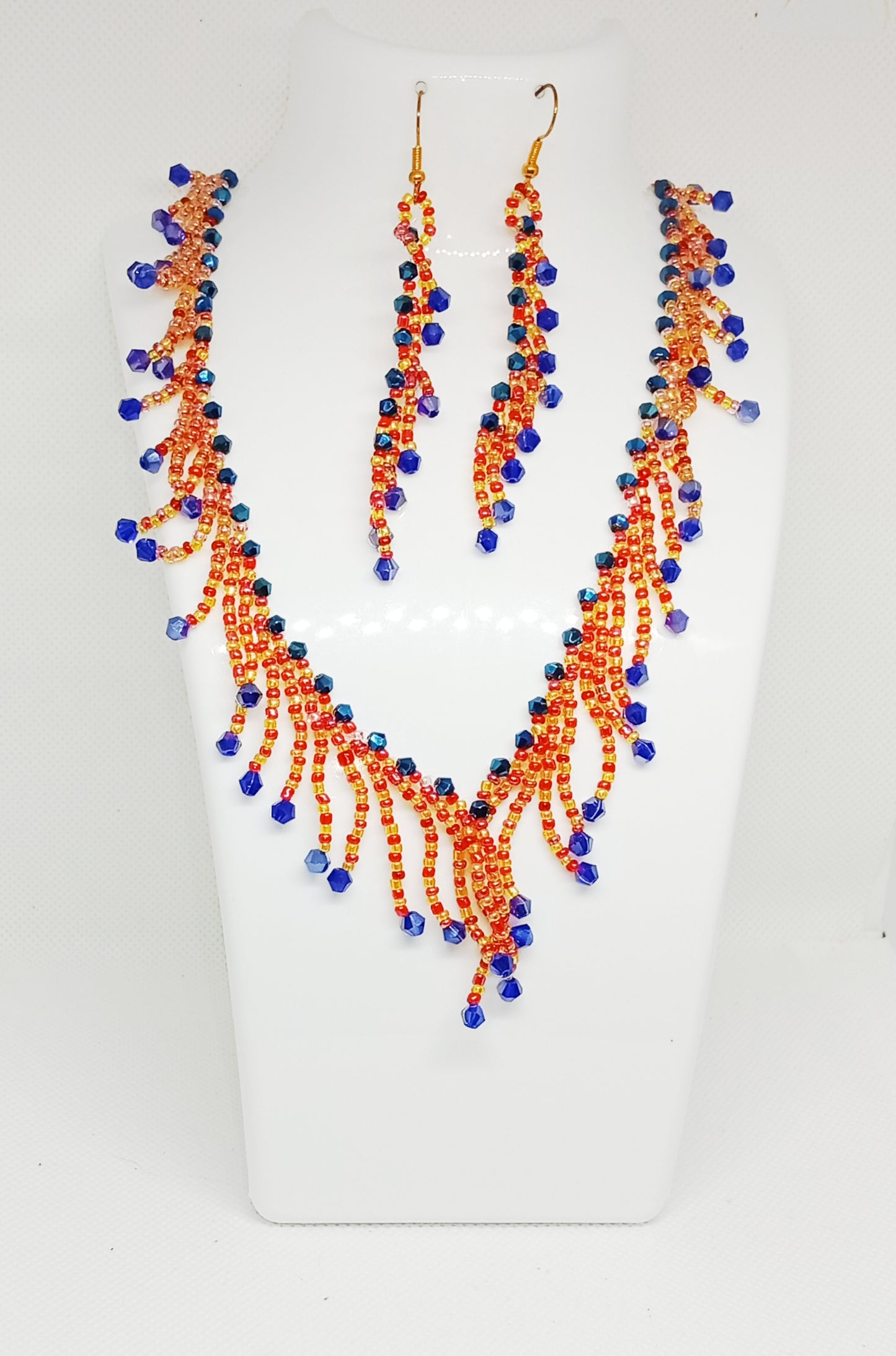 New Collier