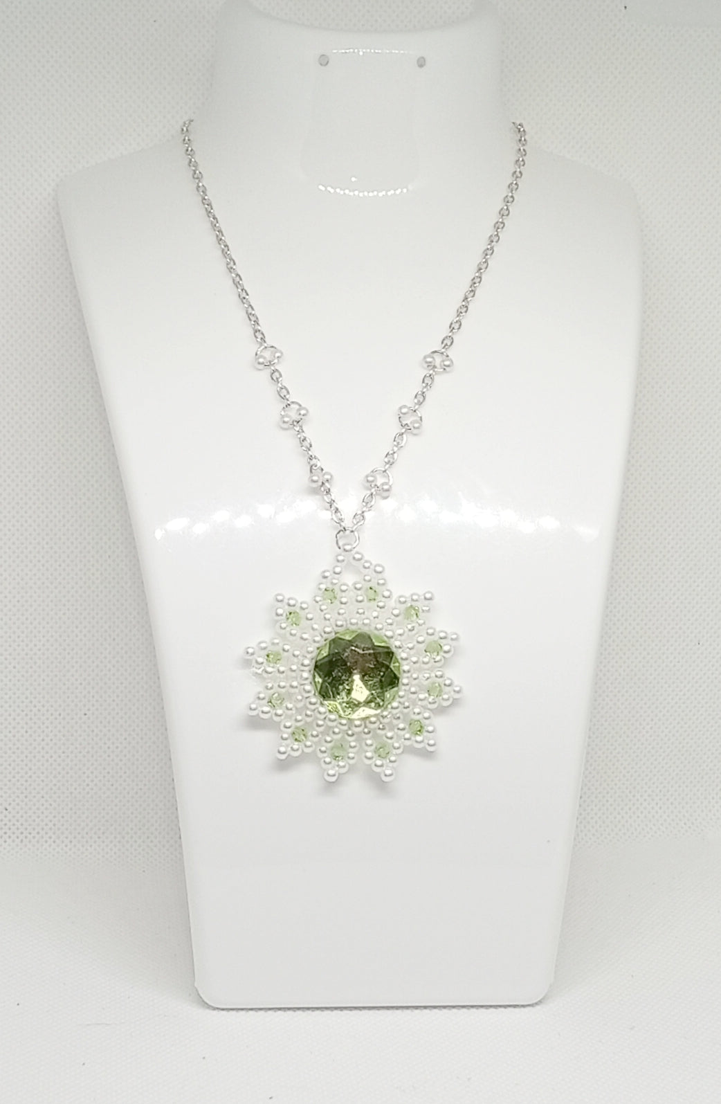 New Collier
