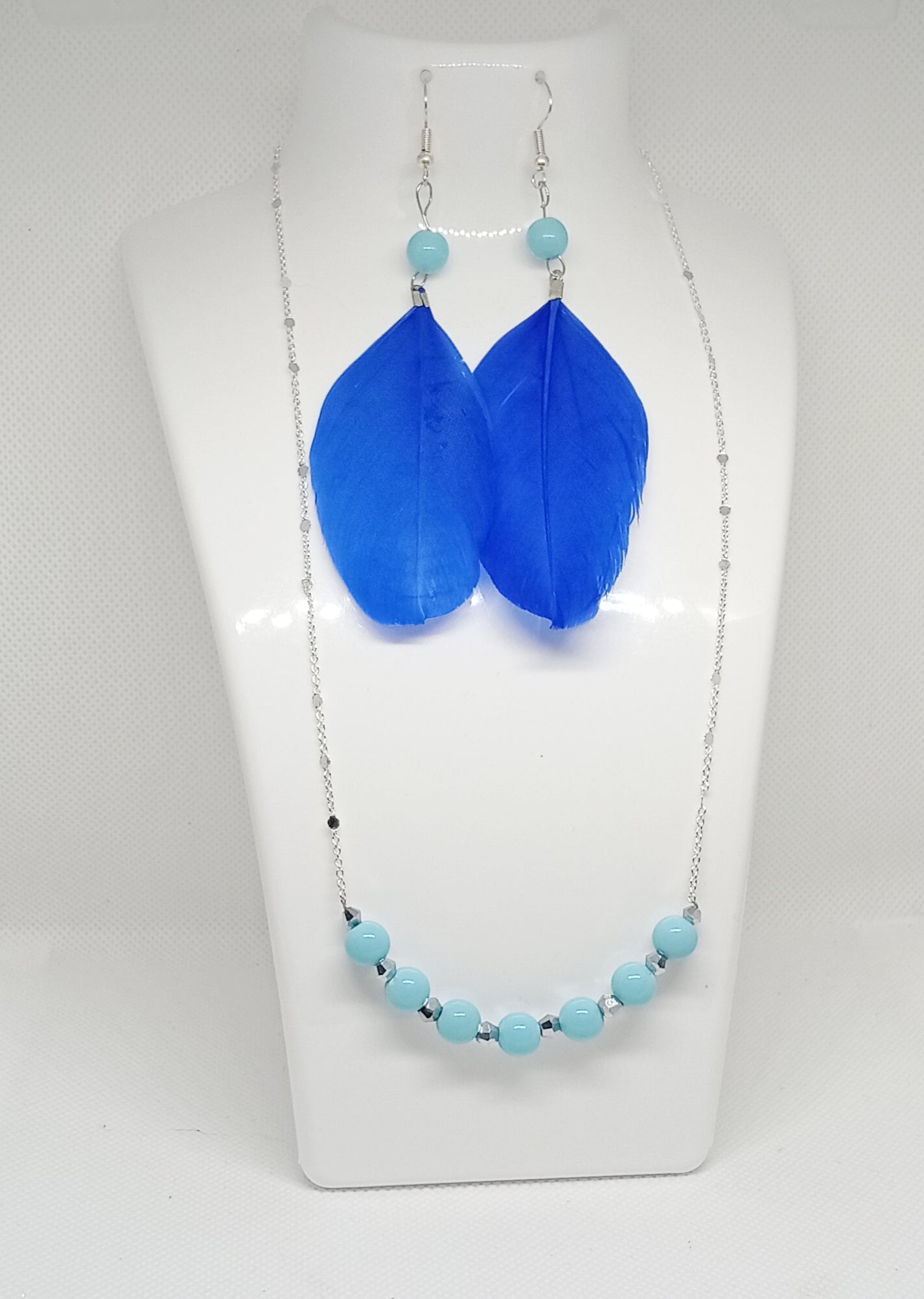 New Collier