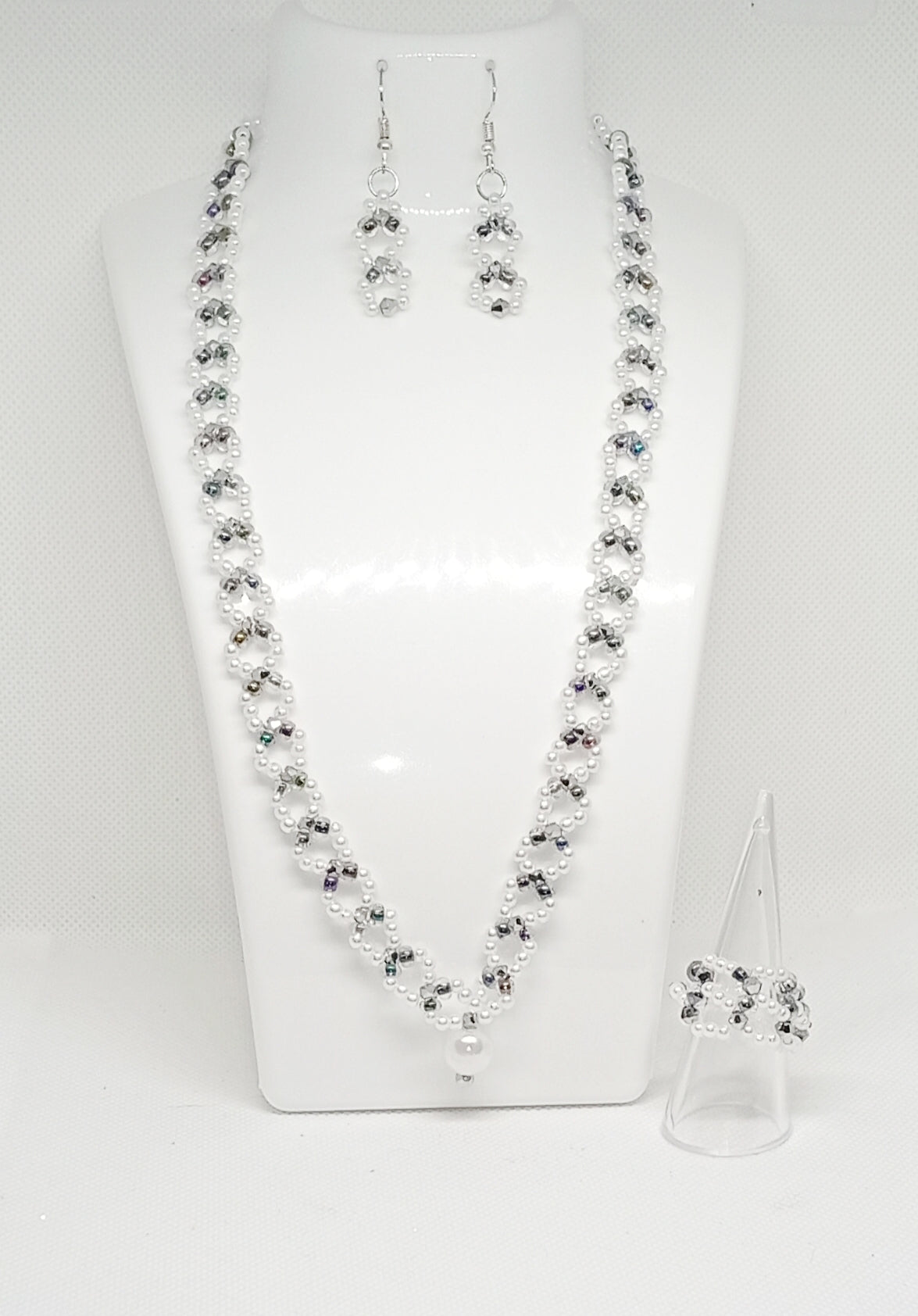 New Collier
