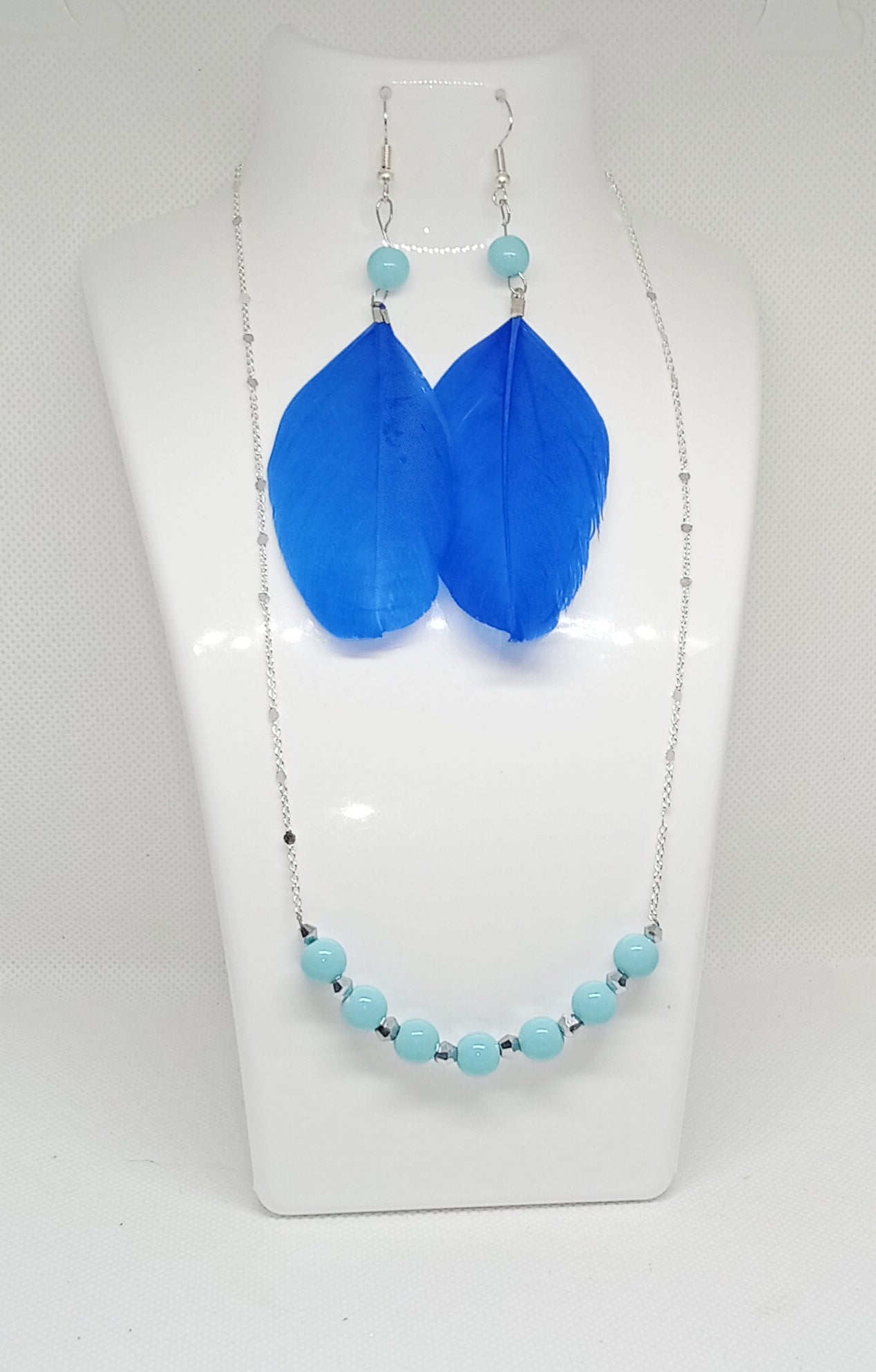 New Collier