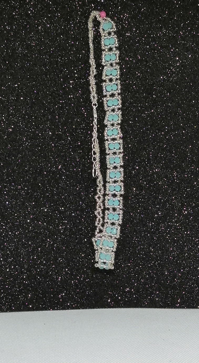 New Collier
