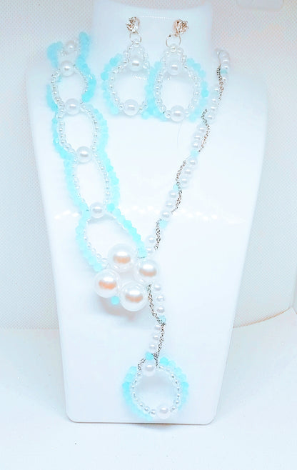 New Collier