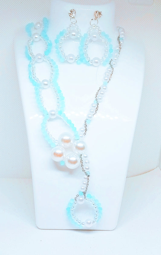 New Collier