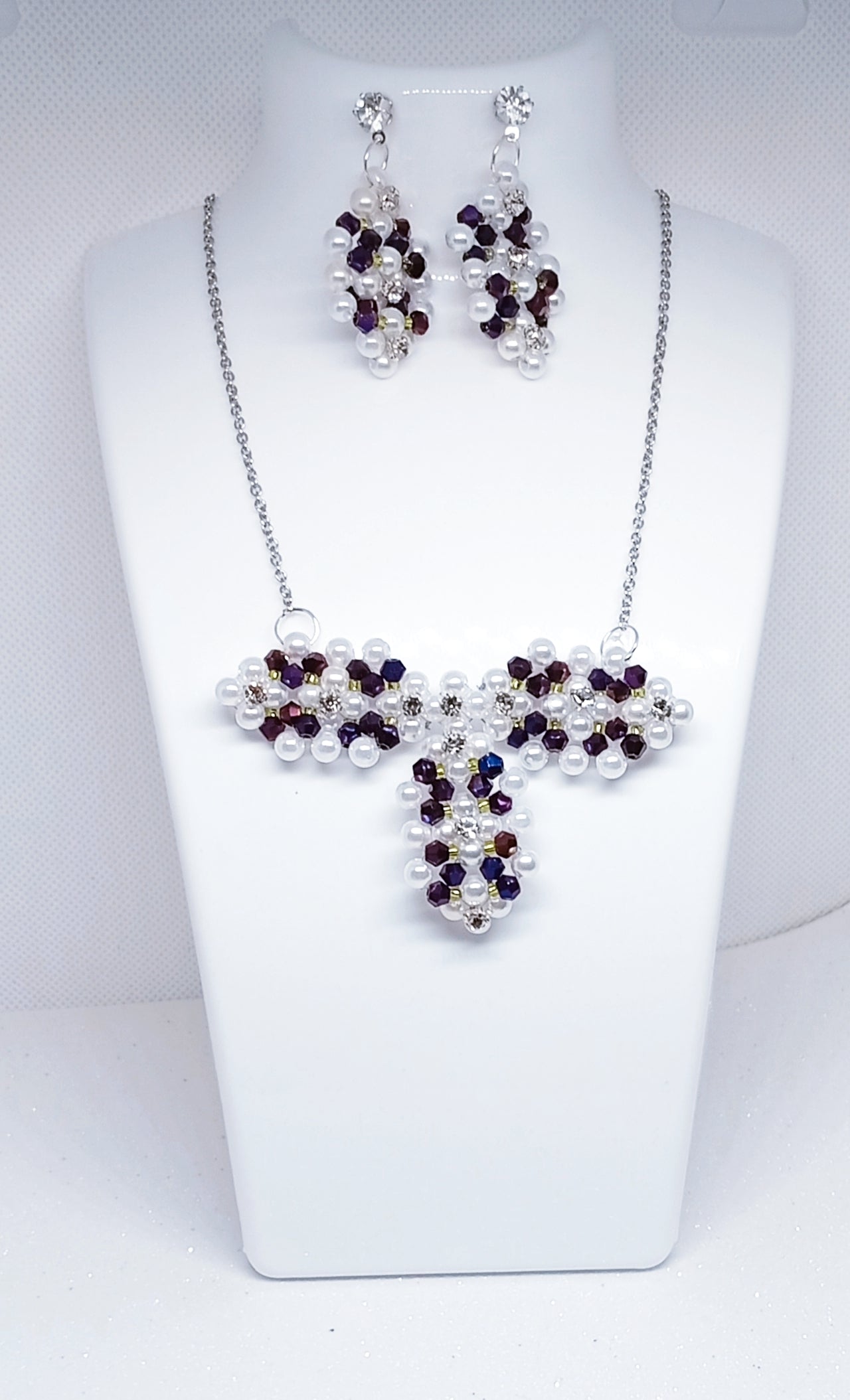 New Collier