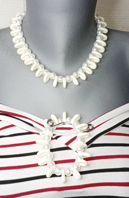 New Collier
