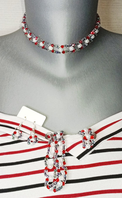 New Collier