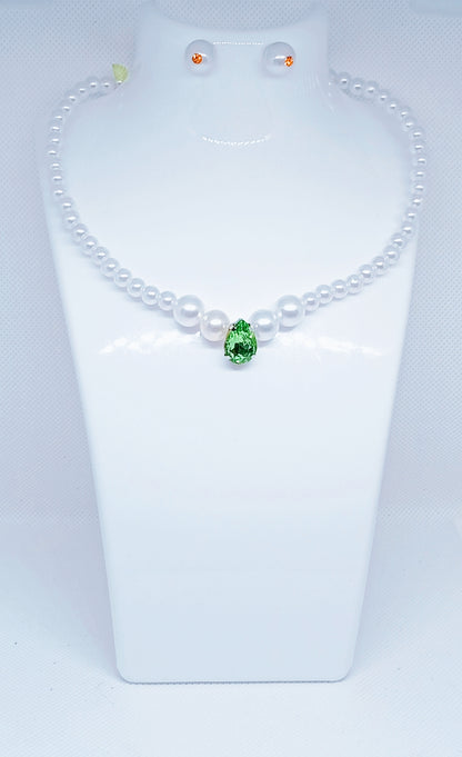 New Collier