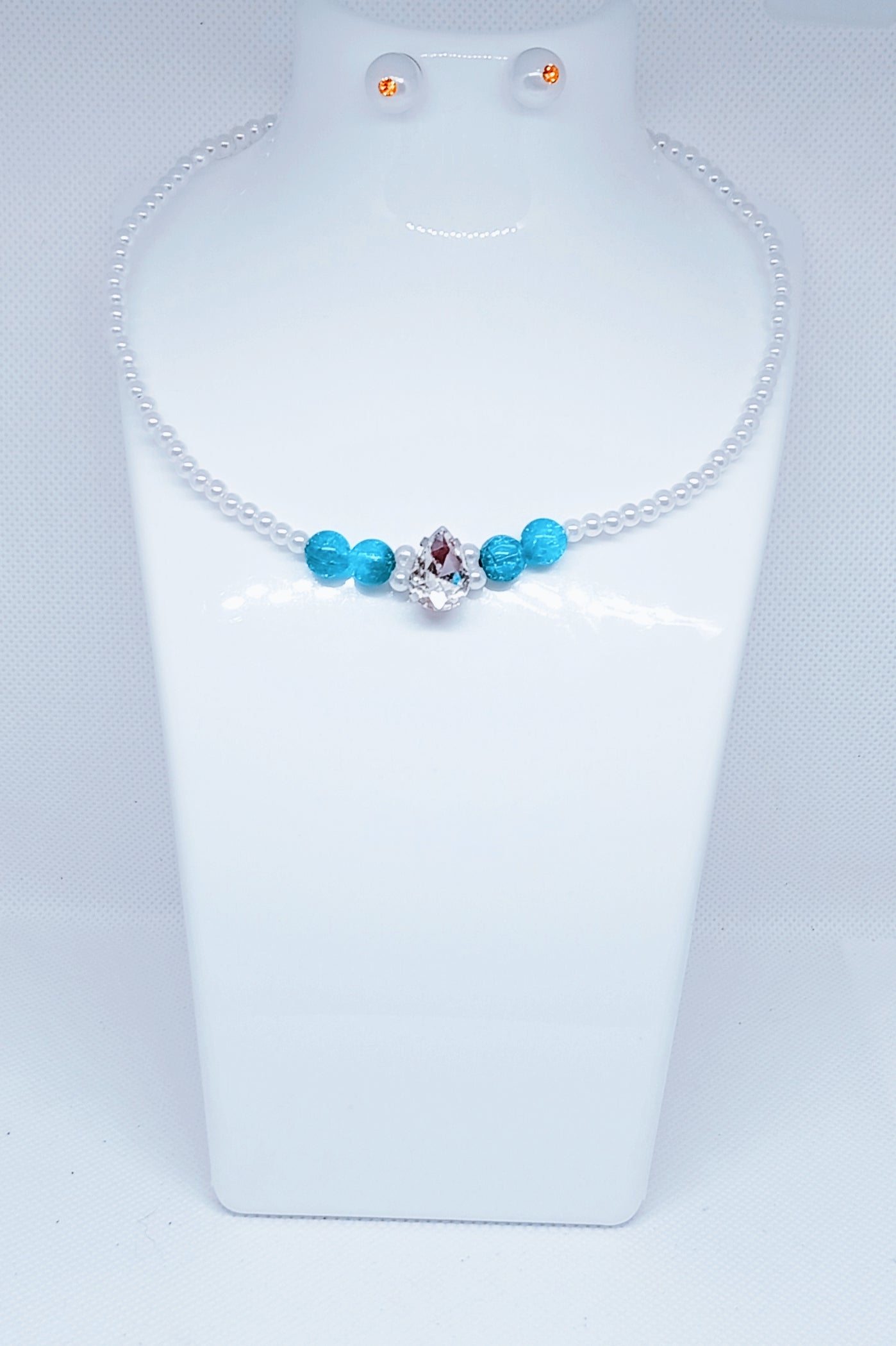 New Collier