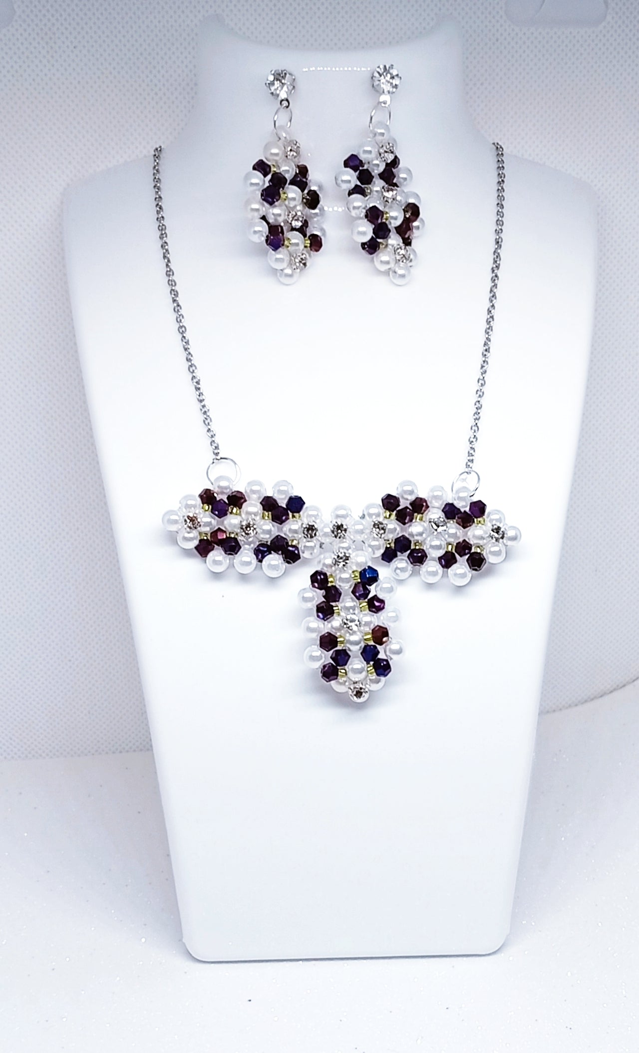 New Collier