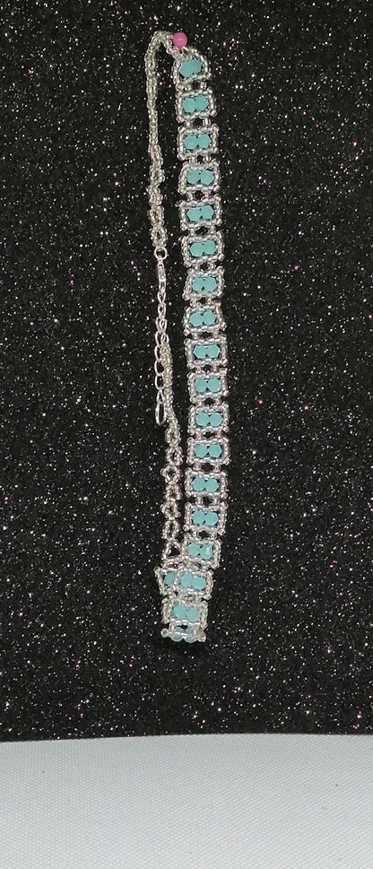 New Collier