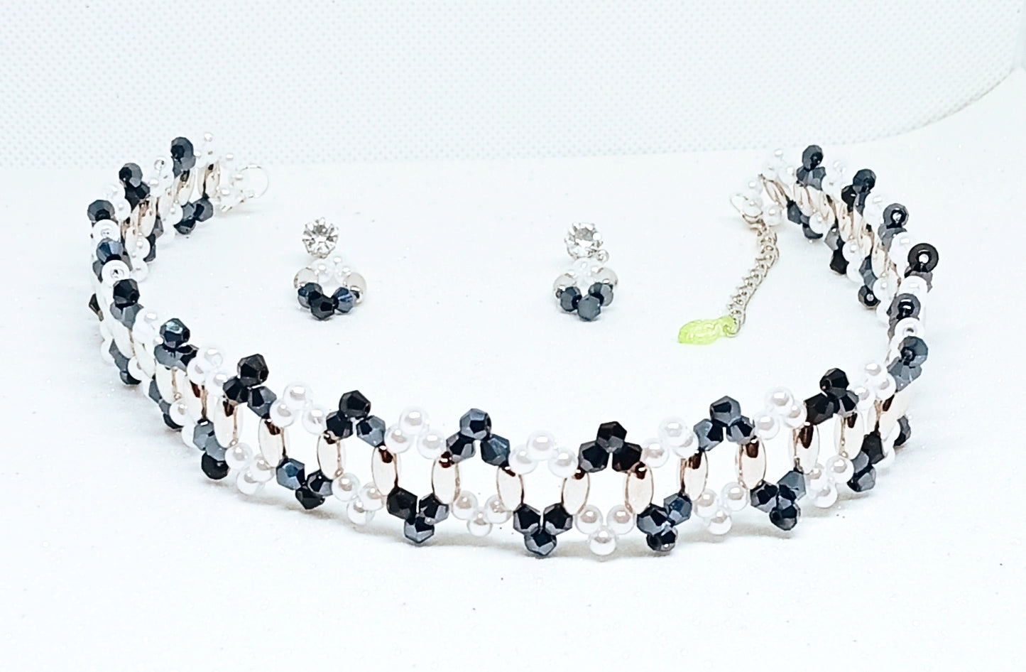 New Collier